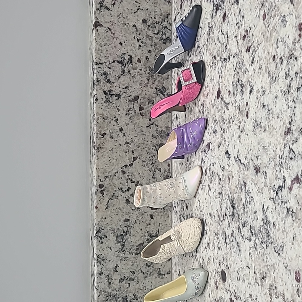 Just the Right Shoe Collection